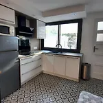 Apartman Climatise Lantanas 2 Adultes 2 Enfants Le Lavandou
