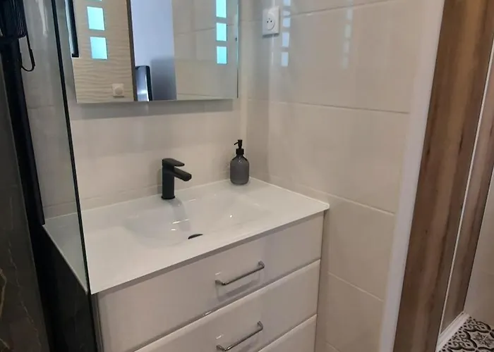 Apartman Climatise Lantanas 2 Adultes 2 Enfants *